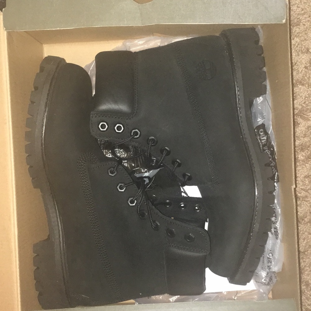 Black timbs